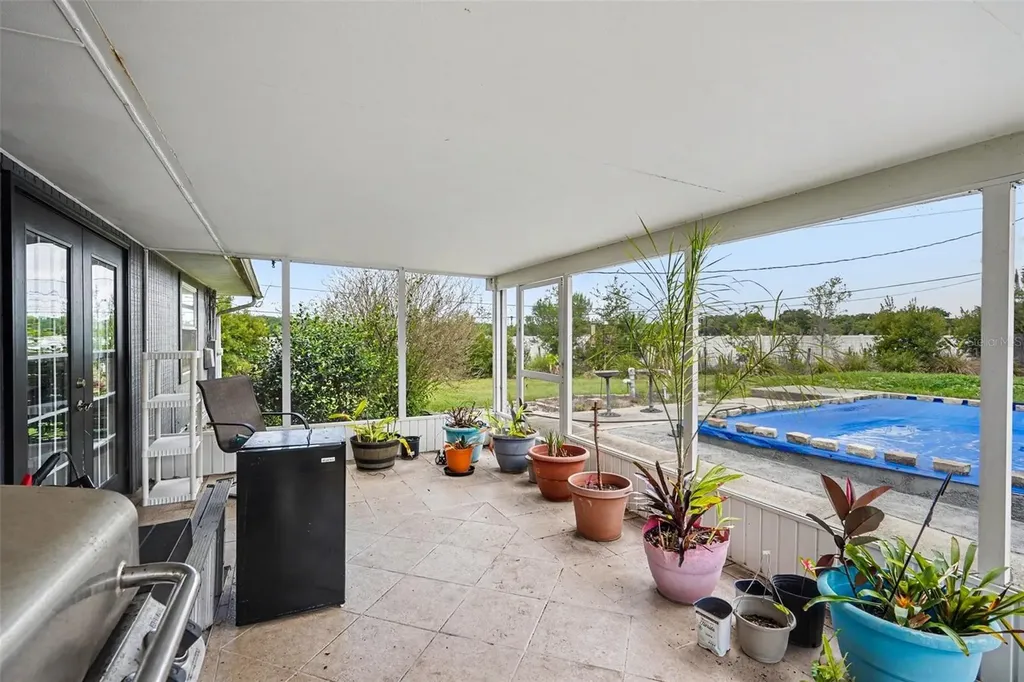 335 Tracy Way Lakeland FL 33809