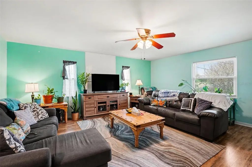 335 Tracy Way Lakeland FL 33809