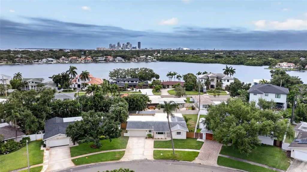 1563 Eden Isle Boulevard NE St Petersburg FL 33704