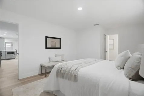 1200 80th St S St Petersburg FL 33707