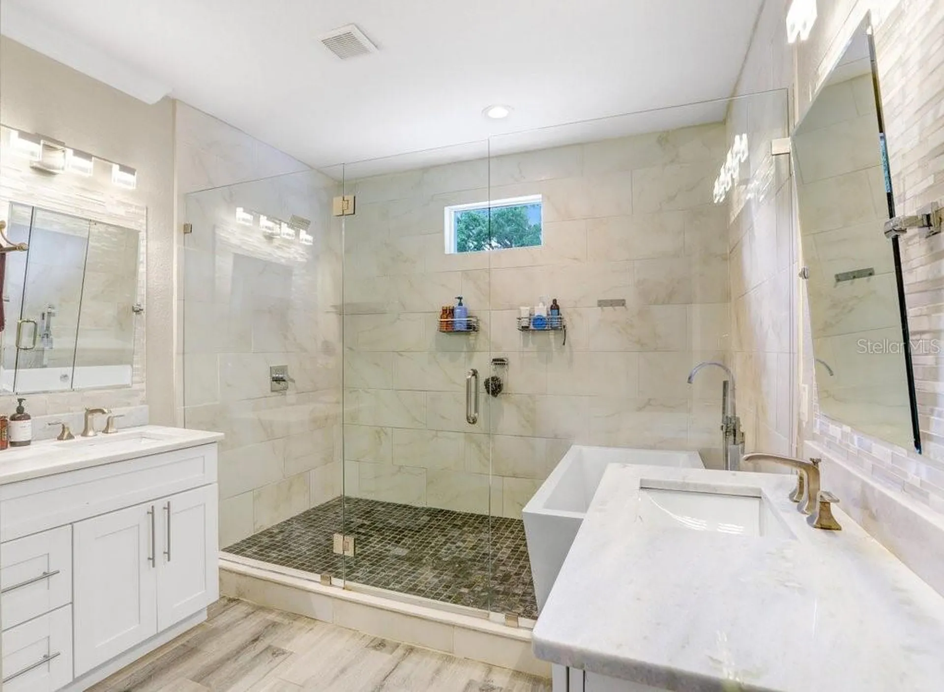 4415 W Bay Villa Avenue Tampa FL 33611