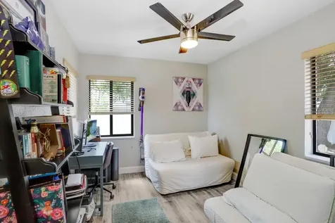 4415 W Bay Villa Avenue Tampa FL 33611