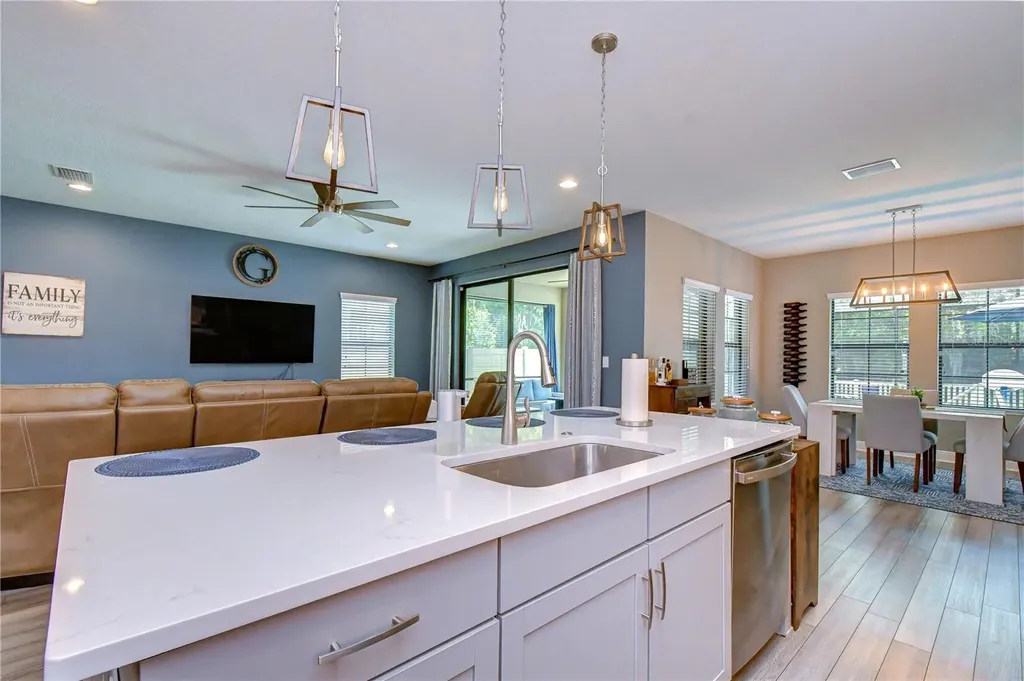 14710 Horse Trot Road Lithia FL 33547