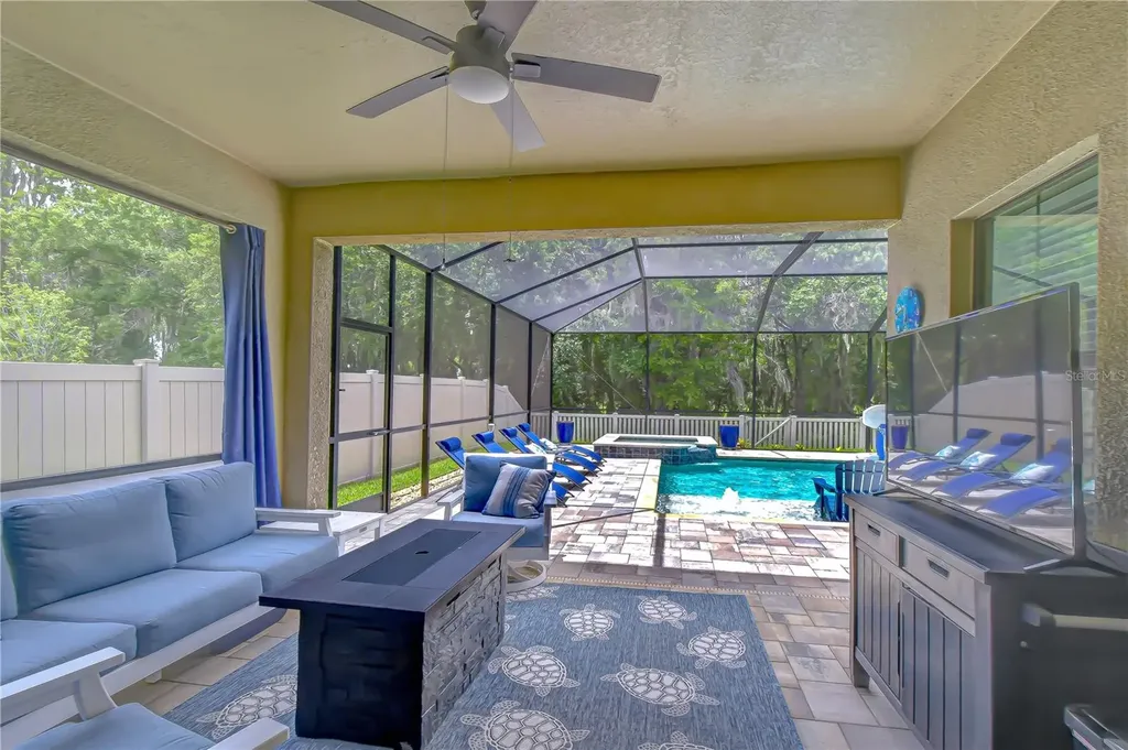 14710 Horse Trot Road Lithia FL 33547