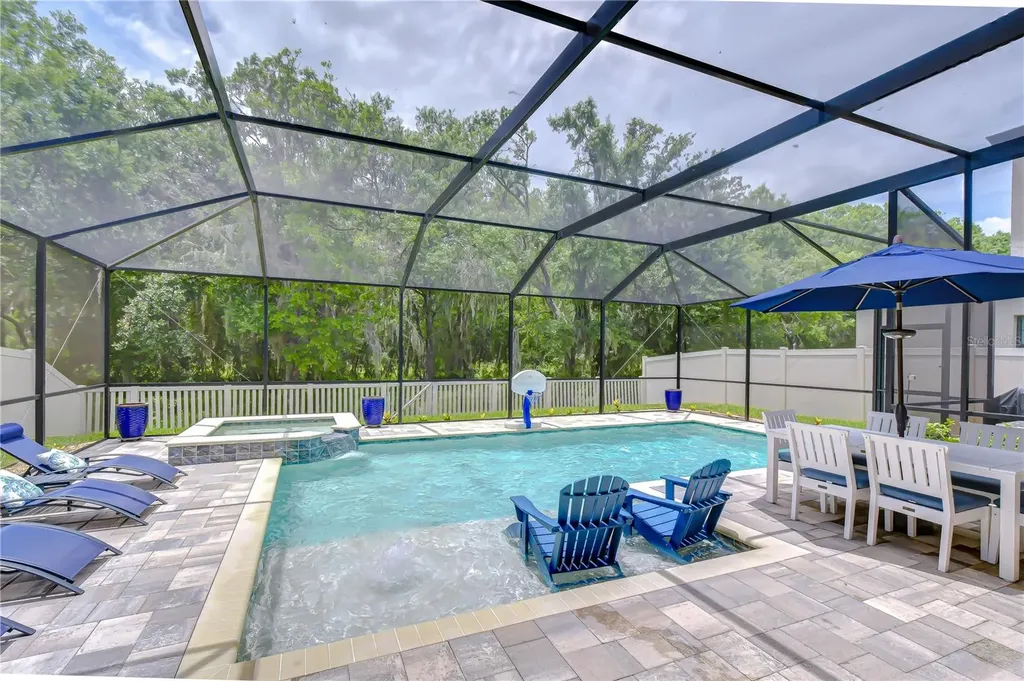 14710 Horse Trot Road Lithia FL 33547