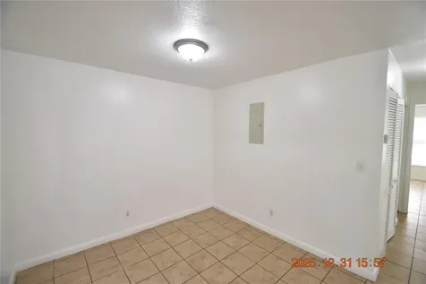 6618 N Church Avenue Tampa FL 33614