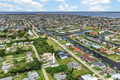 1018 S Marlin Drive Punta Gorda FL 33950