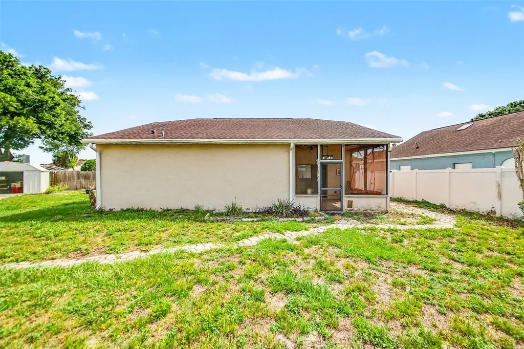 2058 Sue Ellen Court Apopka FL 32703