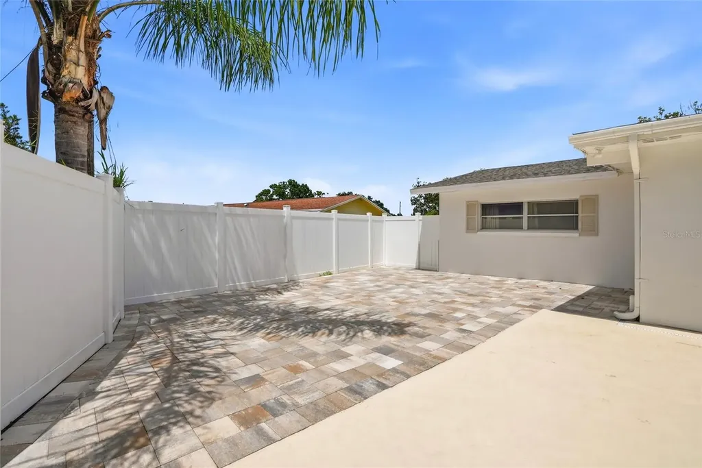 1348 Buckingham Drive Clearwater FL 33756