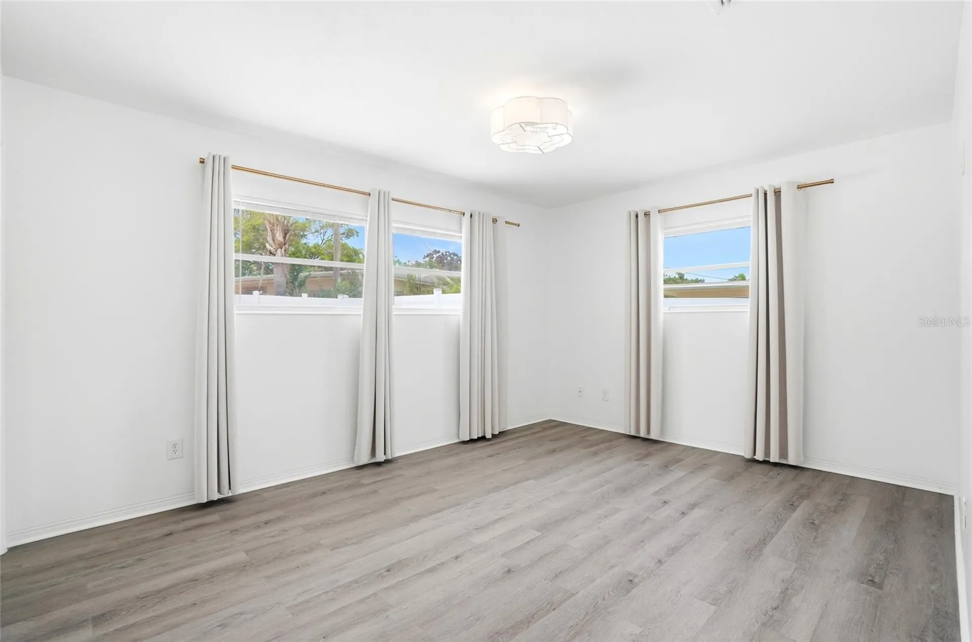 1348 Buckingham Drive Clearwater FL 33756
