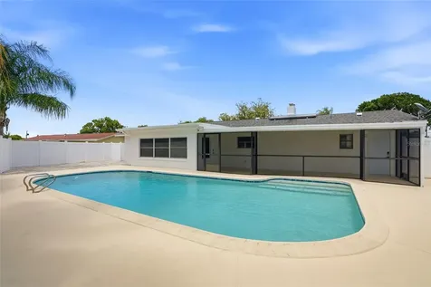 1348 Buckingham Drive Clearwater FL 33756