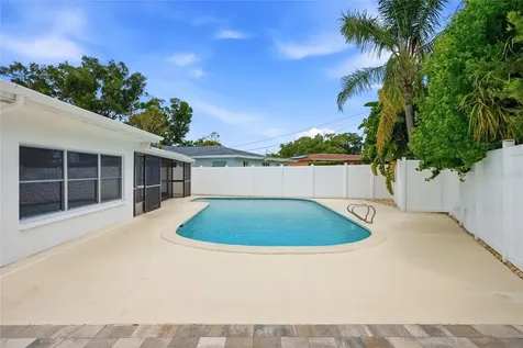 1348 Buckingham Drive Clearwater FL 33756