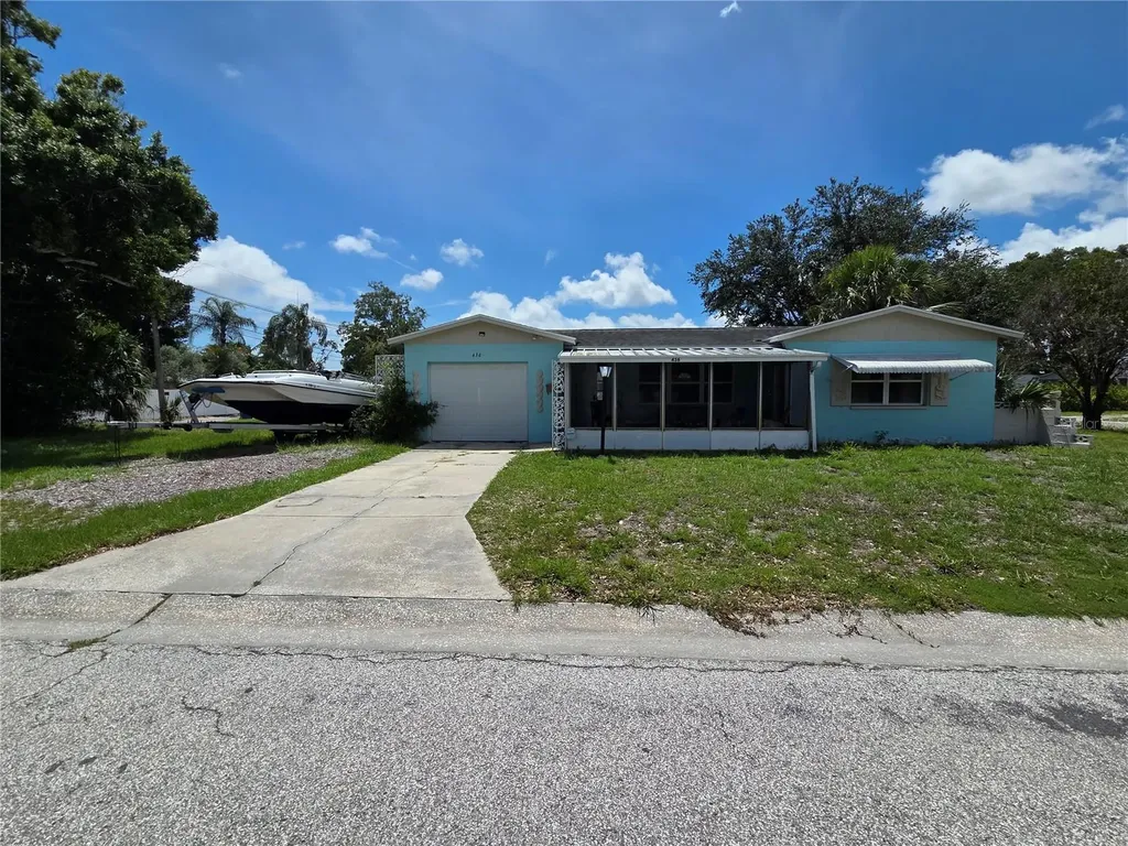 436 57th St Petersburg FL 33710