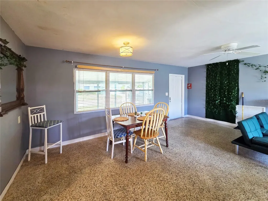 436 57th St Petersburg FL 33710