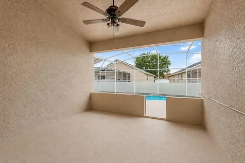 2705 Willow Glen Circle Kissimmee FL 34744