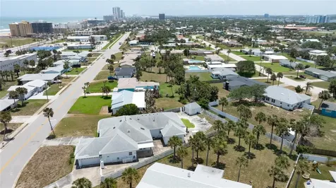 1227 Bel Aire Drive Daytona Beach FL 32118