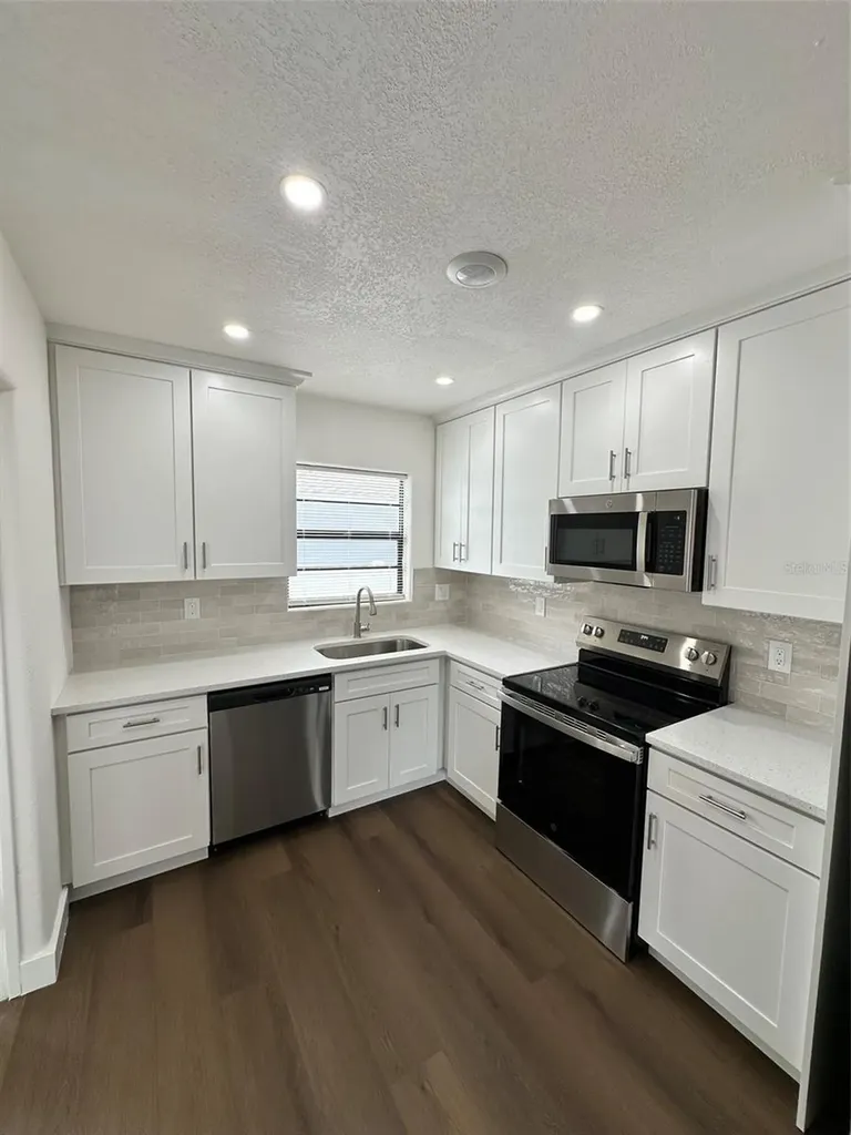 2001 30th Street S St Petersburg FL 33712