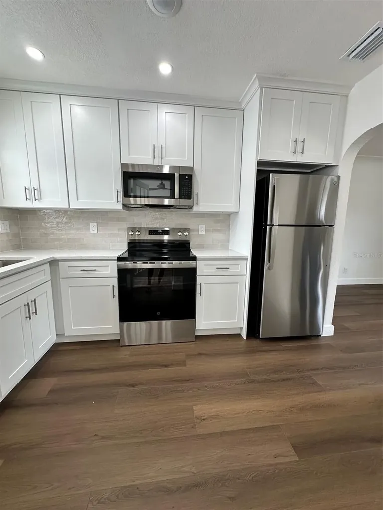 2001 30th Street S St Petersburg FL 33712