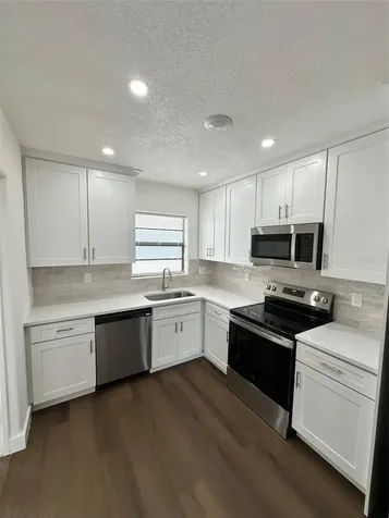 2001 30th Street S St Petersburg FL 33712