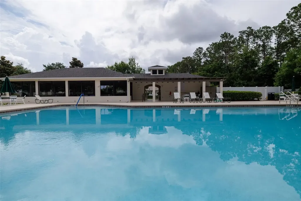 61 Raintree Circle Palm Coast FL 32164