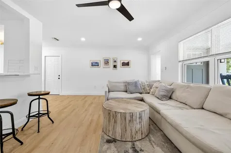 9836 52nd Terrace N St Petersburg FL 33708