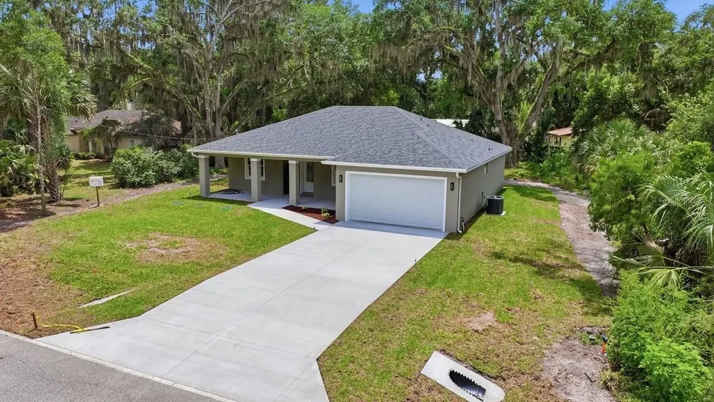 2030 Hontoon Road Deland FL 32720