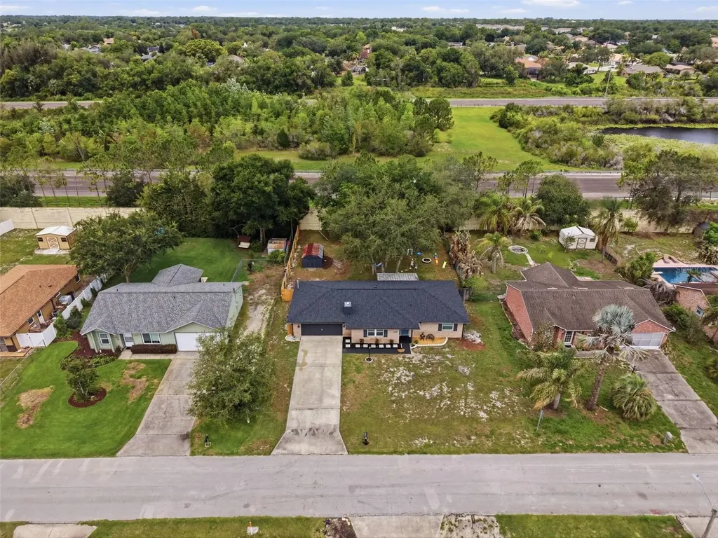 1248 W Embassy Drive Deltona FL 32725