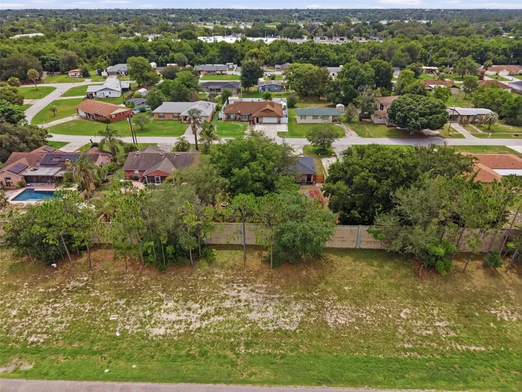 1248 W Embassy Drive Deltona FL 32725