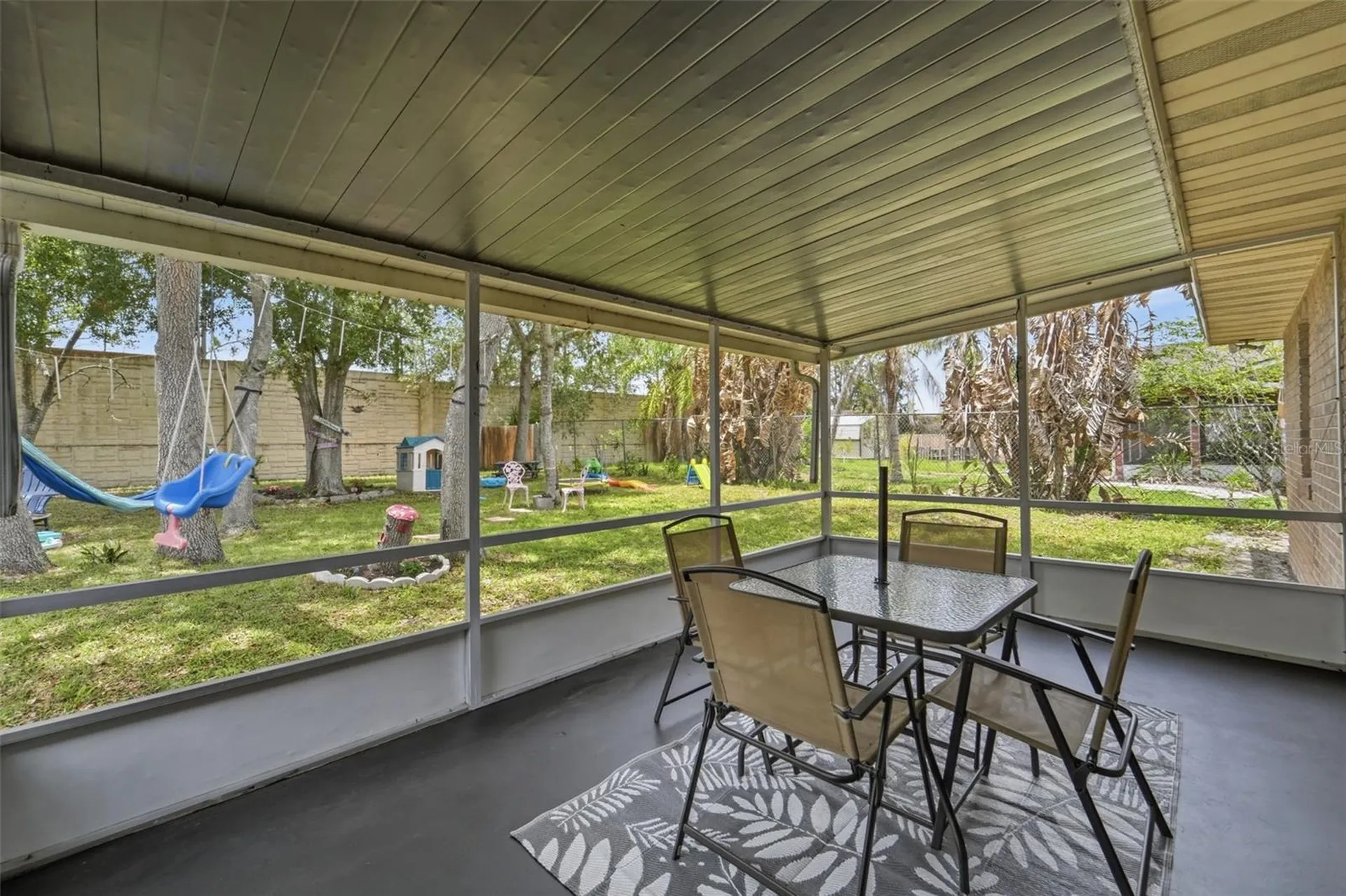 1248 W Embassy Drive Deltona FL 32725