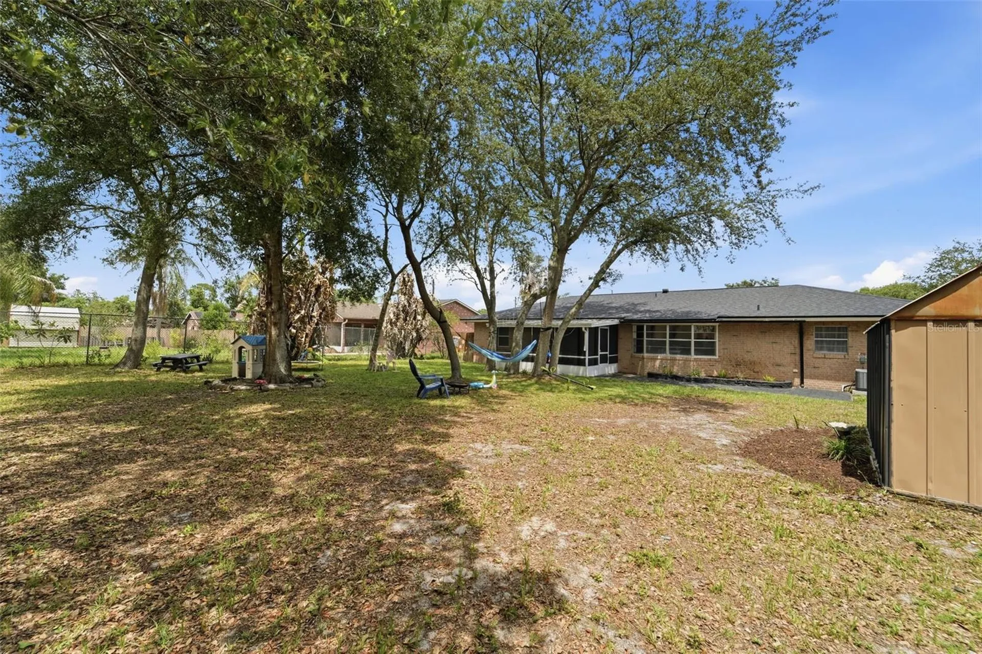 1248 W Embassy Drive Deltona FL 32725