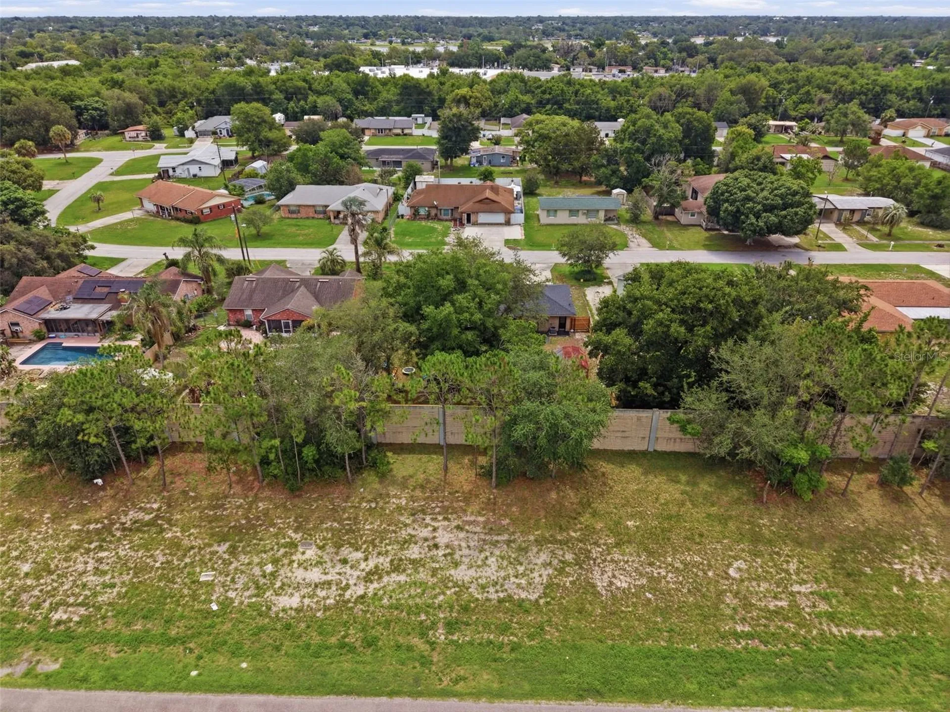 1248 W Embassy Drive Deltona FL 32725