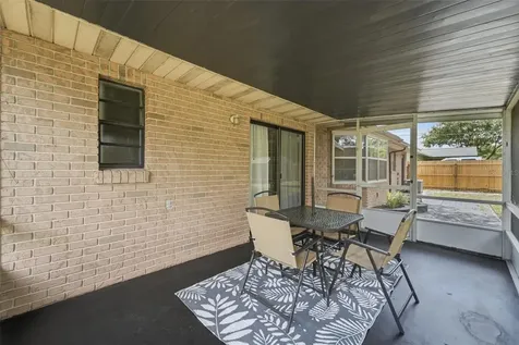 1248 W Embassy Drive Deltona FL 32725