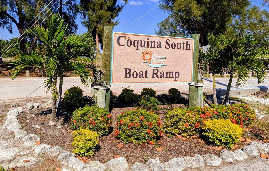 2547 60th Avenue W Bradenton FL 34207