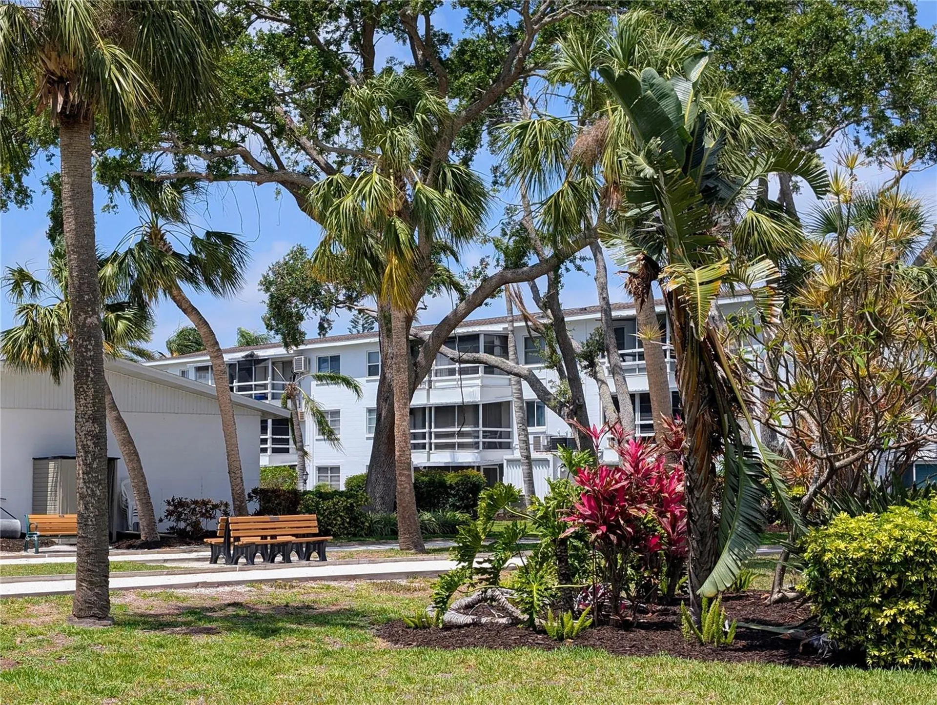 2547 60th Avenue W Bradenton FL 34207