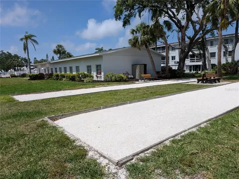 2547 60th Avenue W Bradenton FL 34207