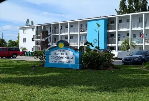 2547 60th Avenue W Bradenton FL 34207