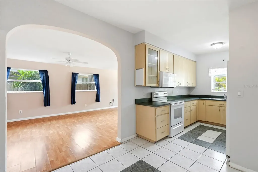 5405 10th Avenue S Gulfport FL 33707