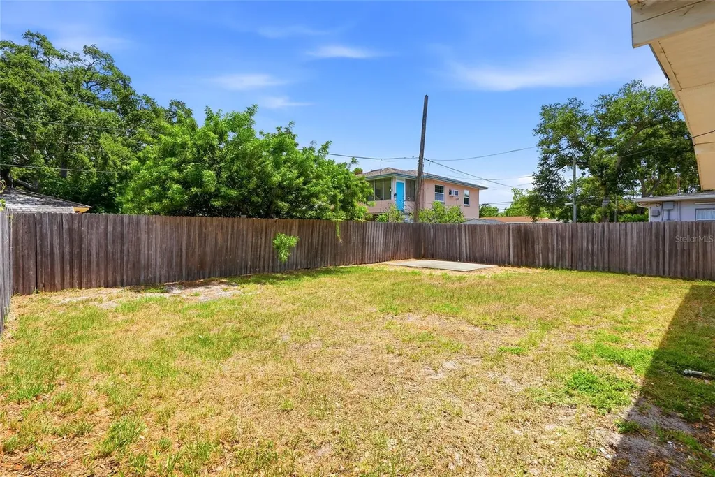 5405 10th Avenue S Gulfport FL 33707