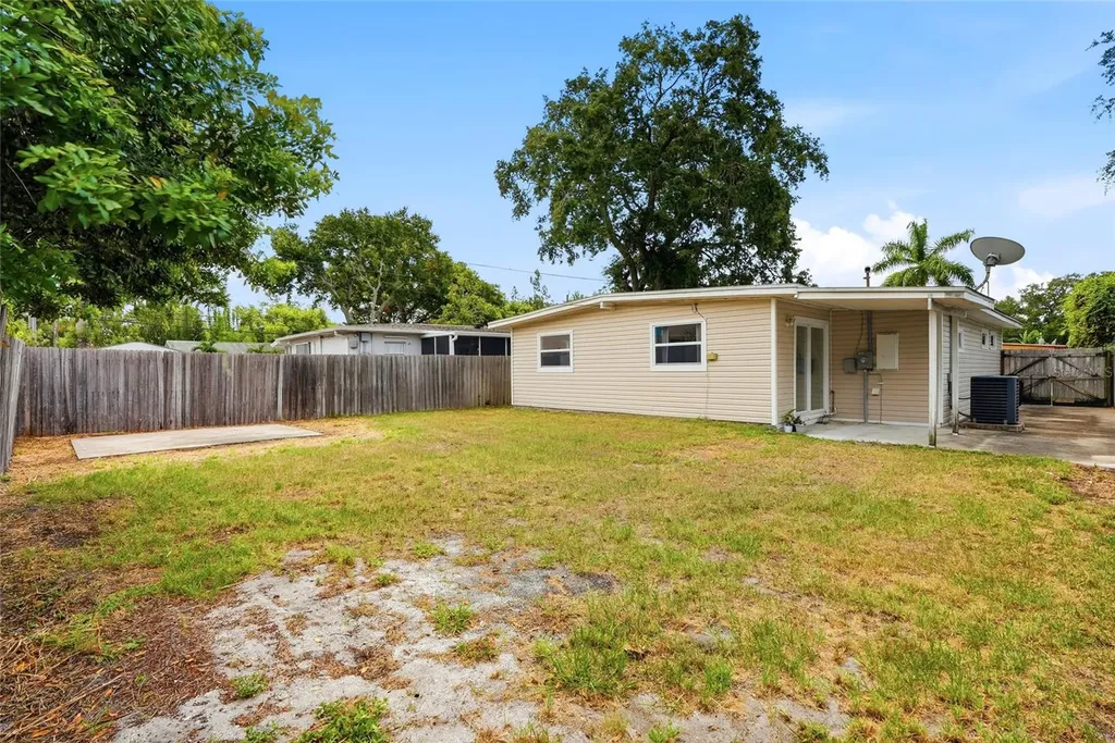 5405 10th Avenue S Gulfport FL 33707