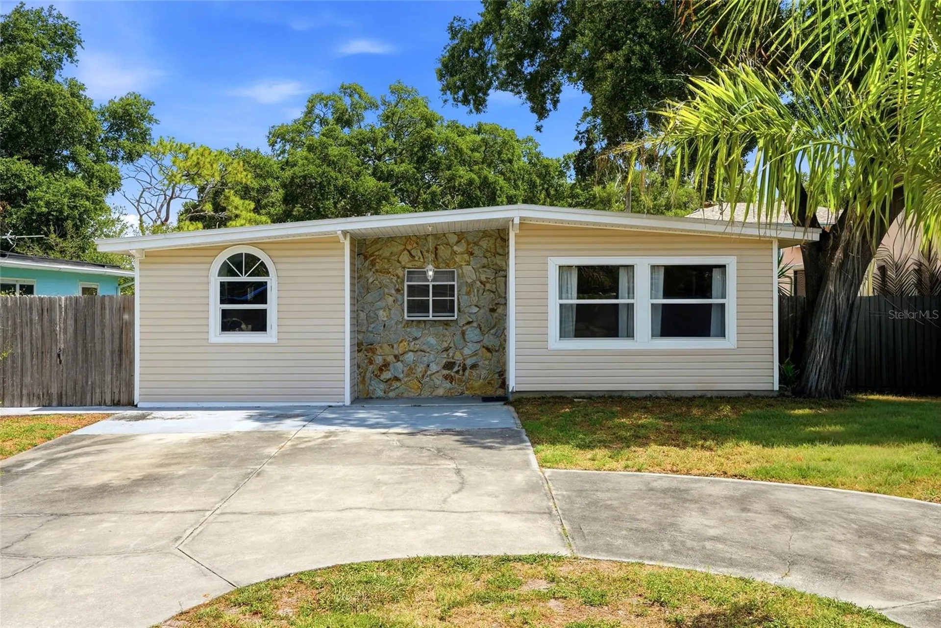 5405 10th Avenue S Gulfport FL 33707