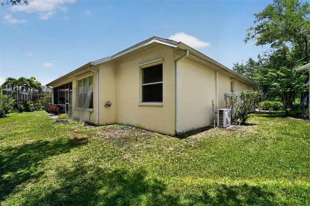 11226 Primrose Circle Bradenton FL 34202