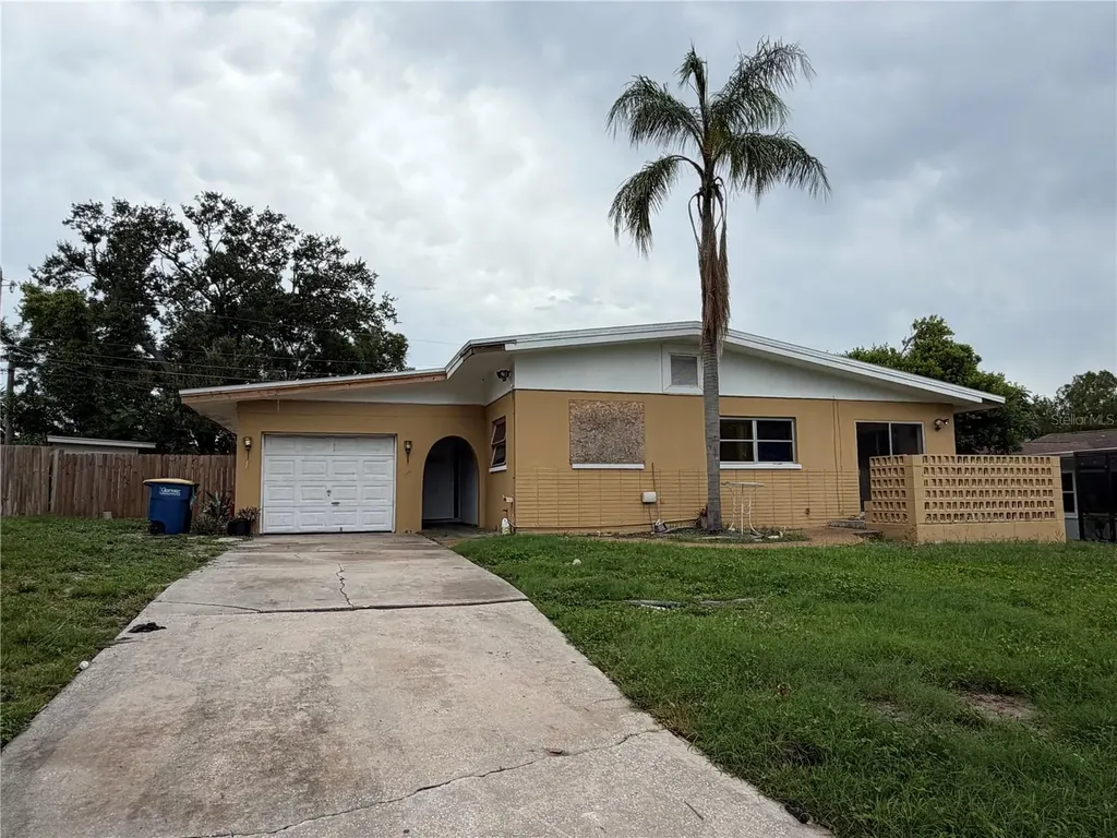 1330 Emily Court Clearwater FL 33756