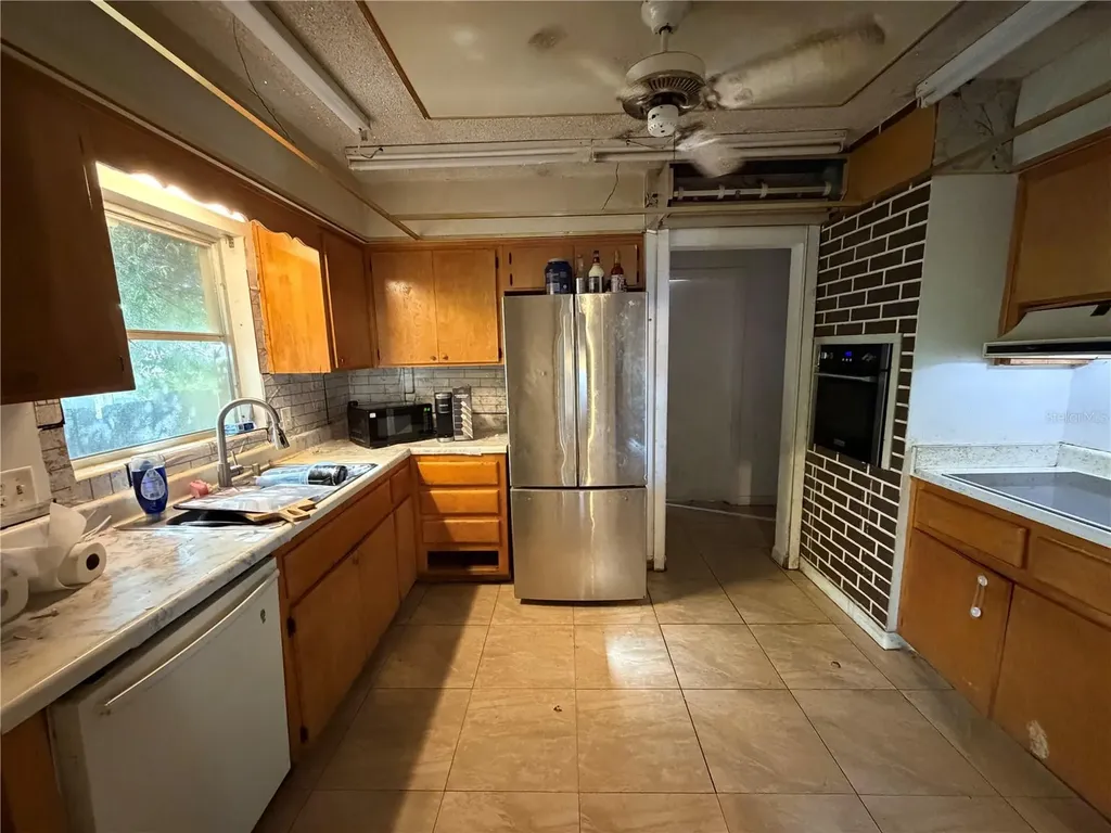 1330 Emily Court Clearwater FL 33756