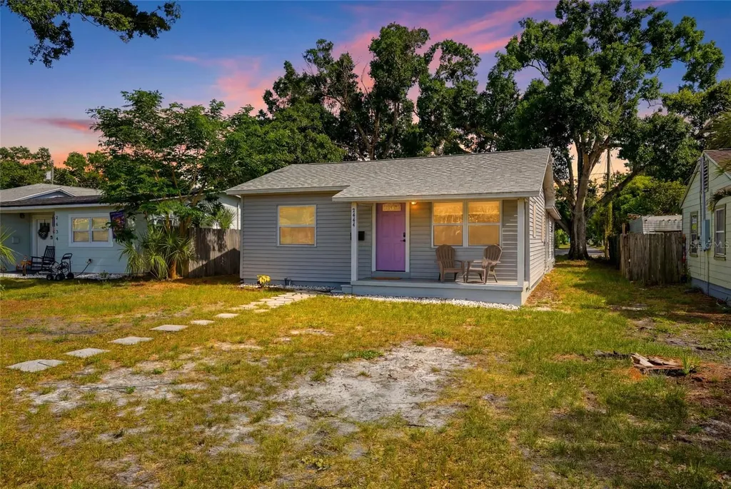 2444 32nd Avenue N St Petersburg FL 33713