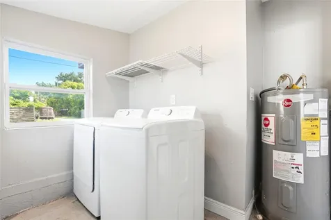 2444 32nd Avenue N St Petersburg FL 33713