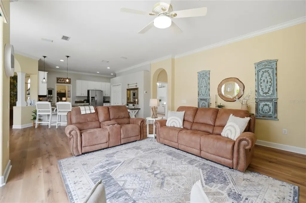 335 Ruby Lake Loop Winter Haven FL 33884