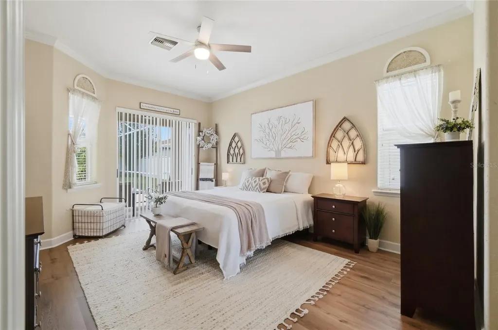 335 Ruby Lake Loop Winter Haven FL 33884