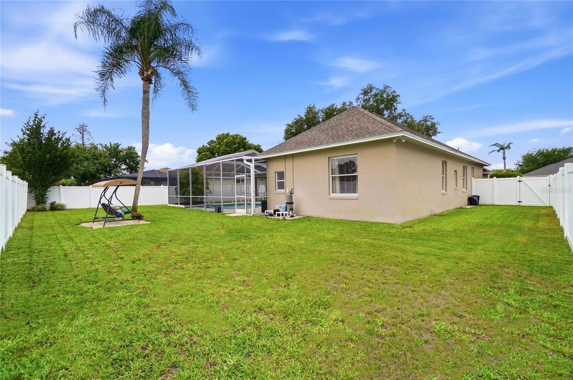 335 Ruby Lake Loop Winter Haven FL 33884