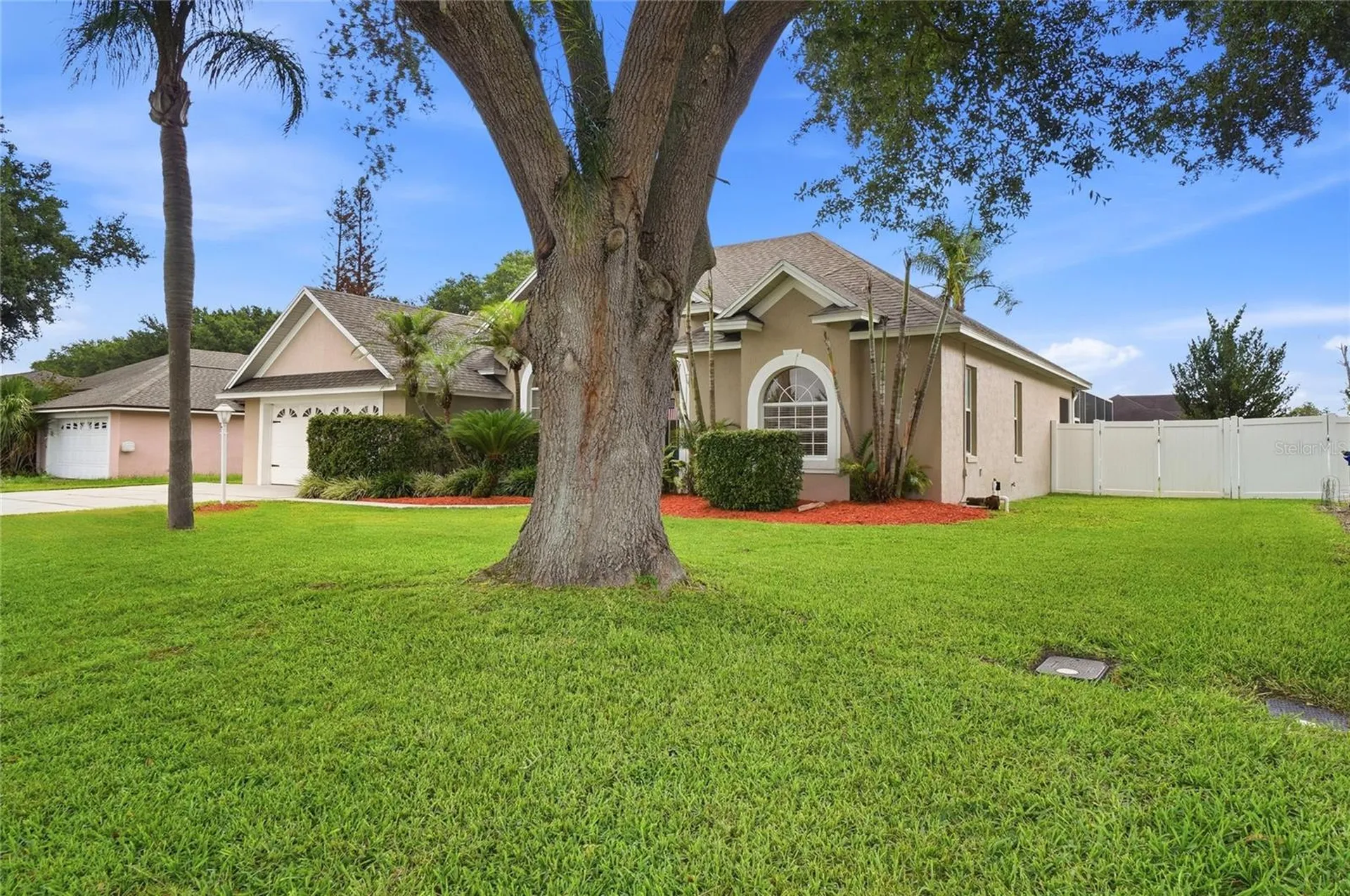 335 Ruby Lake Loop Winter Haven FL 33884