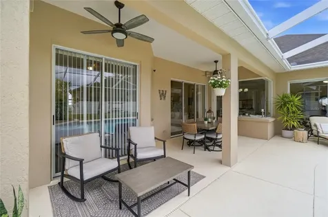 335 Ruby Lake Loop Winter Haven FL 33884